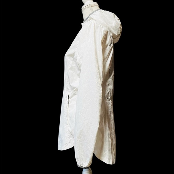 MARMOT WOMEN’S WHITE LIGHTSWEIGHT WINDBREAKER SIZE MEDIUM - Picture 2 of 13